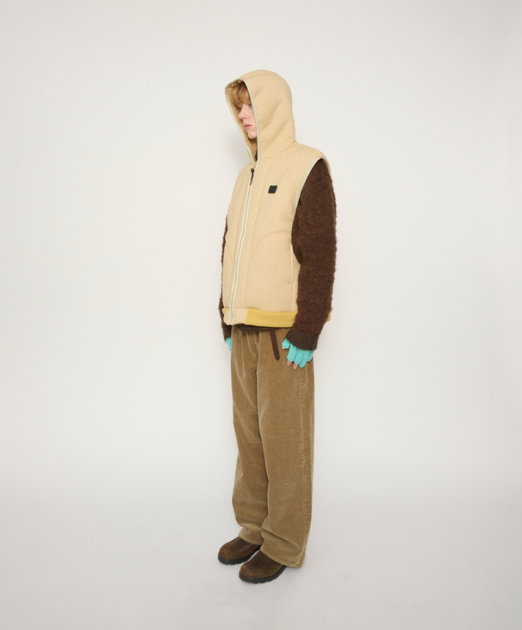 JOHN MASON SMITH / JANE SMITH : POLYESTER BOA FLEECE REVERSIBLE ZIP UP HOODED VEST