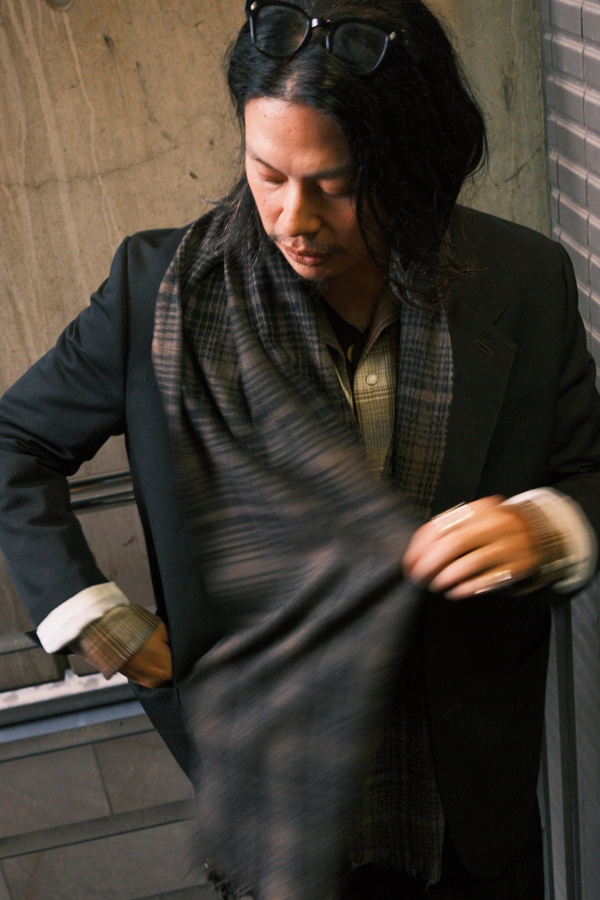 The Letters : FRINGE STOLE -SCHONHERR CHECK WOOL-