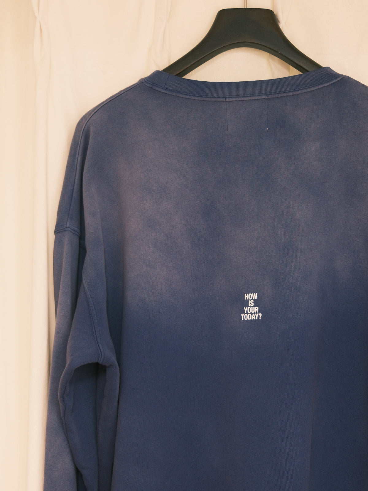 TODAY edition : PATCH MARK SWEATSHIRT / NAVY