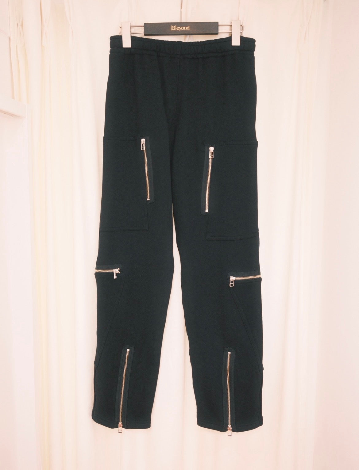 OLDPARK : PARACHUTE SWEAT PANTS (BLACK)