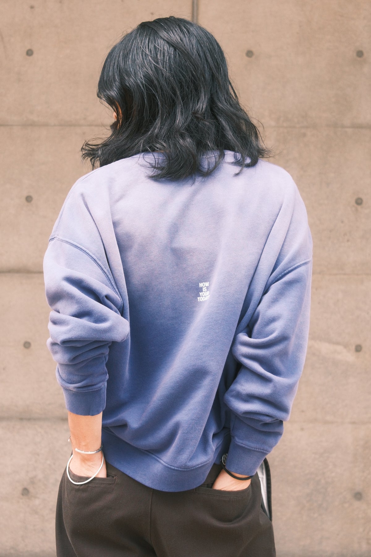 TODAY edition : PATCH MARK SWEATSHIRT / NAVY