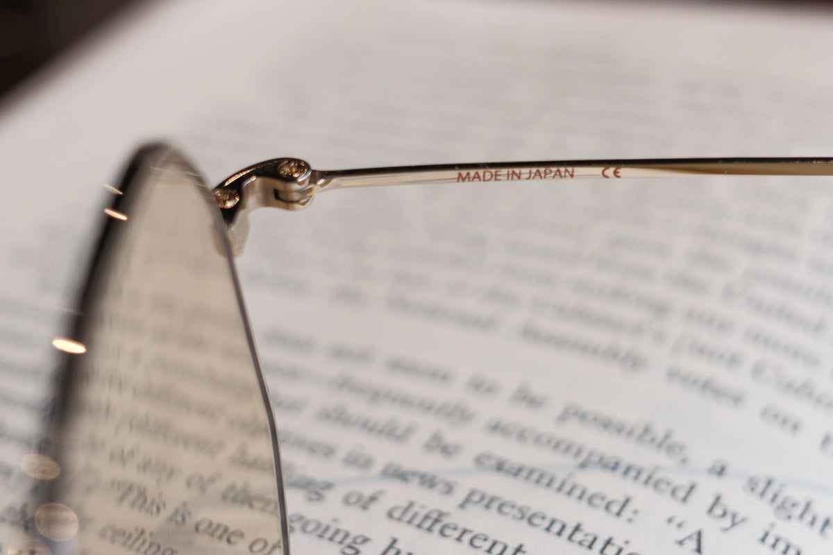 corner : Brautigan / Gold