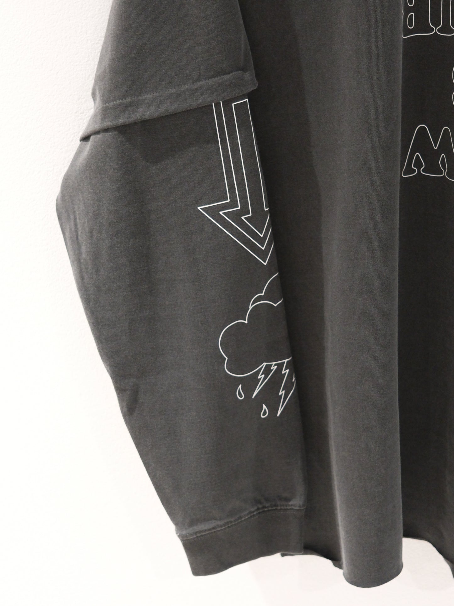 TODAY edition : TROMPE L'OEIL L/S tee (charcoal)