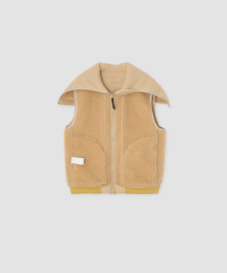 JOHN MASON SMITH / JANE SMITH : POLYESTER BOA FLEECE REVERSIBLE ZIP UP HOODED VEST