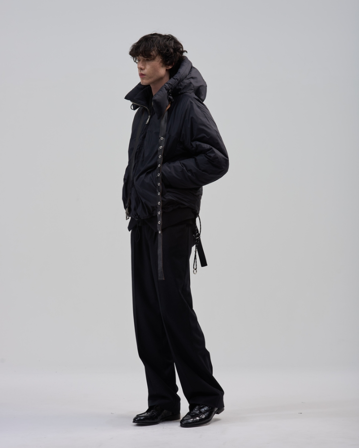 BED j.w. FORD : Over Hood / Black