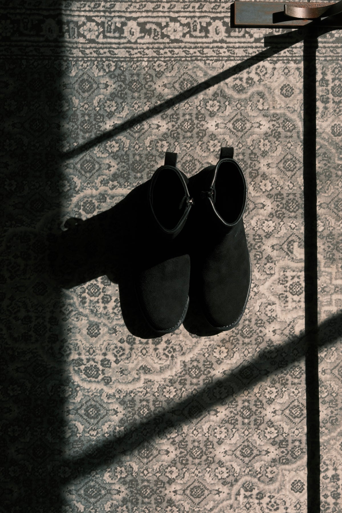 MINEDENIM : Suede Leather Side Zipper Boots / BLACK