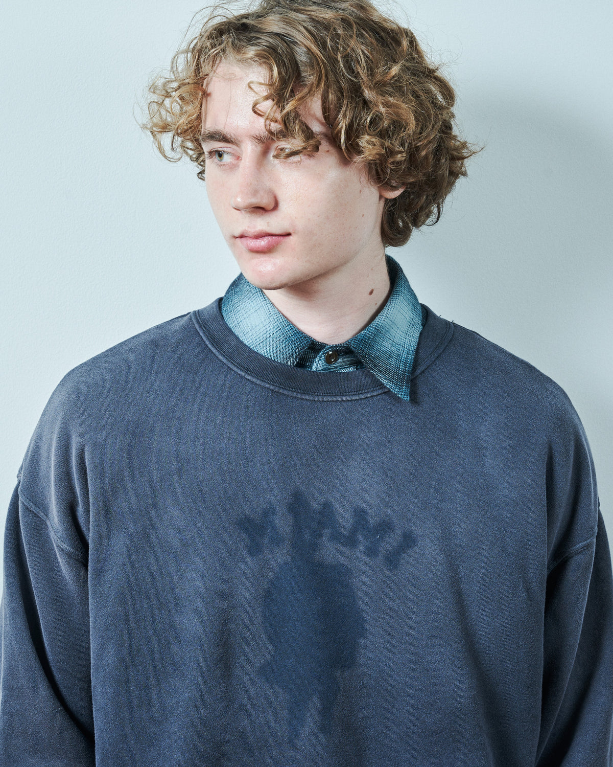 TODAY edition : PATCH MARK SWEATSHIRT / BLACK