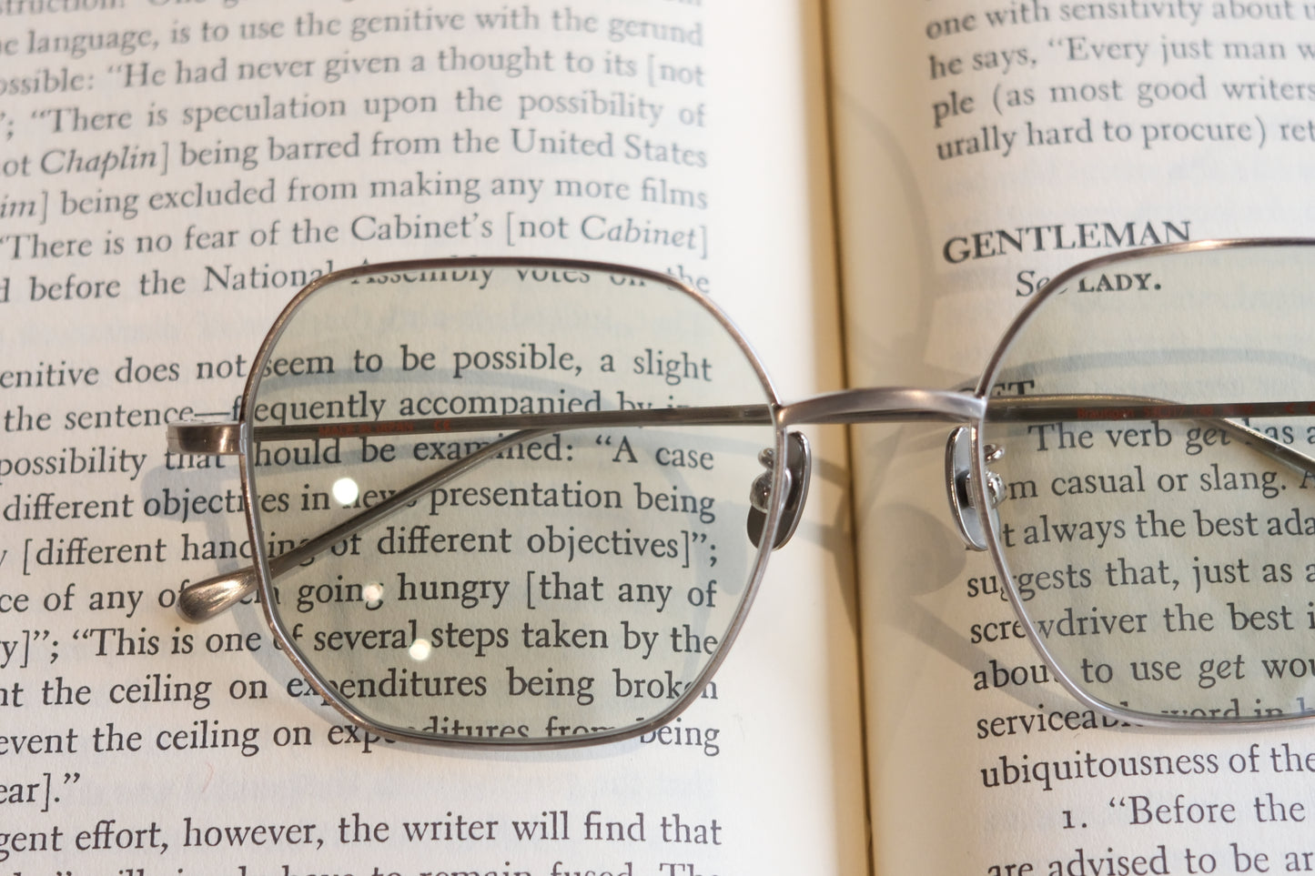 corner : Brautigan / Mat silver