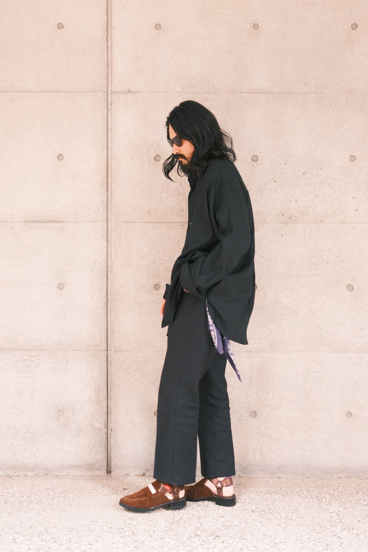 JUHA：EX.SURFACE DYED LINEN SHIRT / BLACK