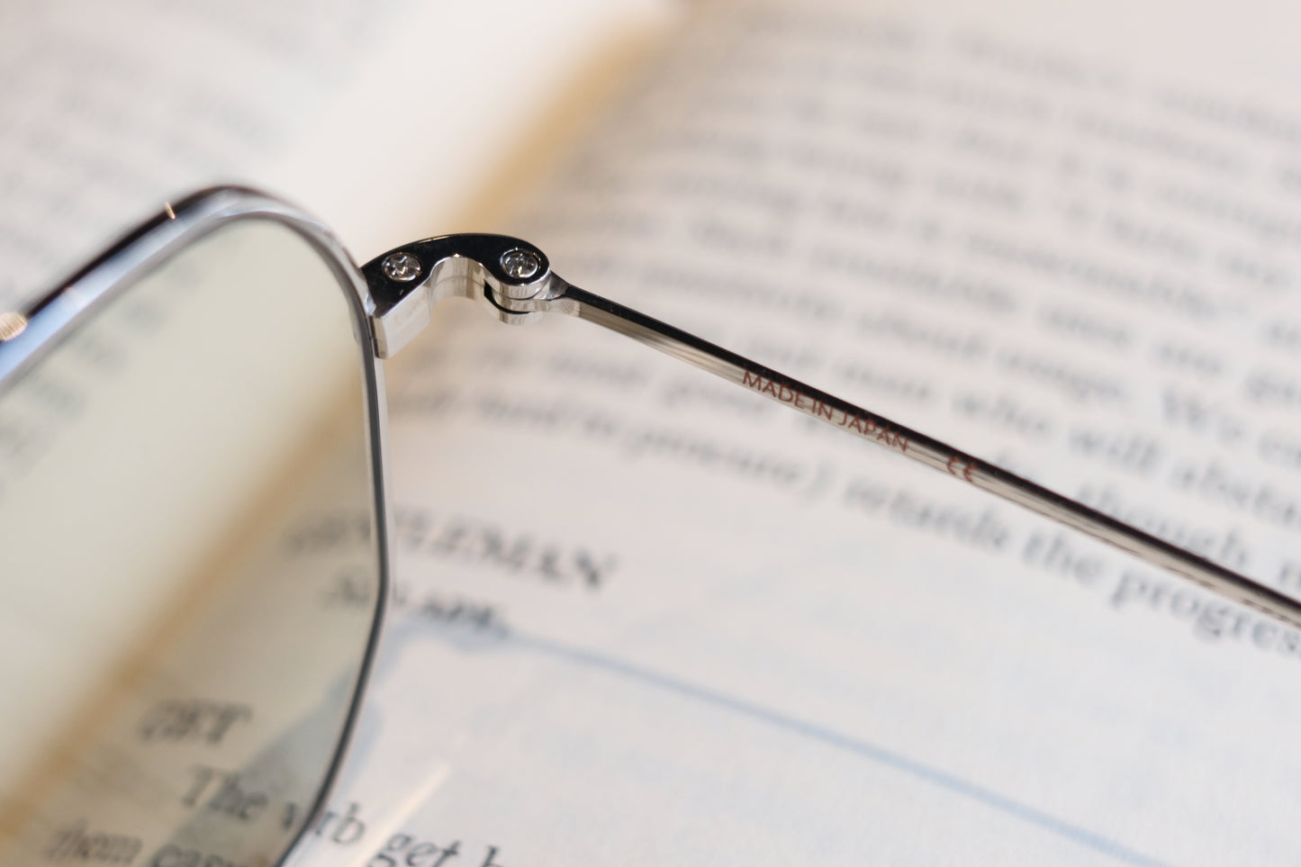 corner : Brautigan / Silver