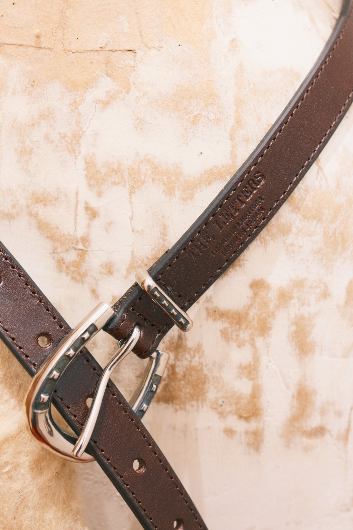 The Letters : DOUBLE SIDED HORSESHOE LONG BELT -COW HIDE- / CHOCOLATE