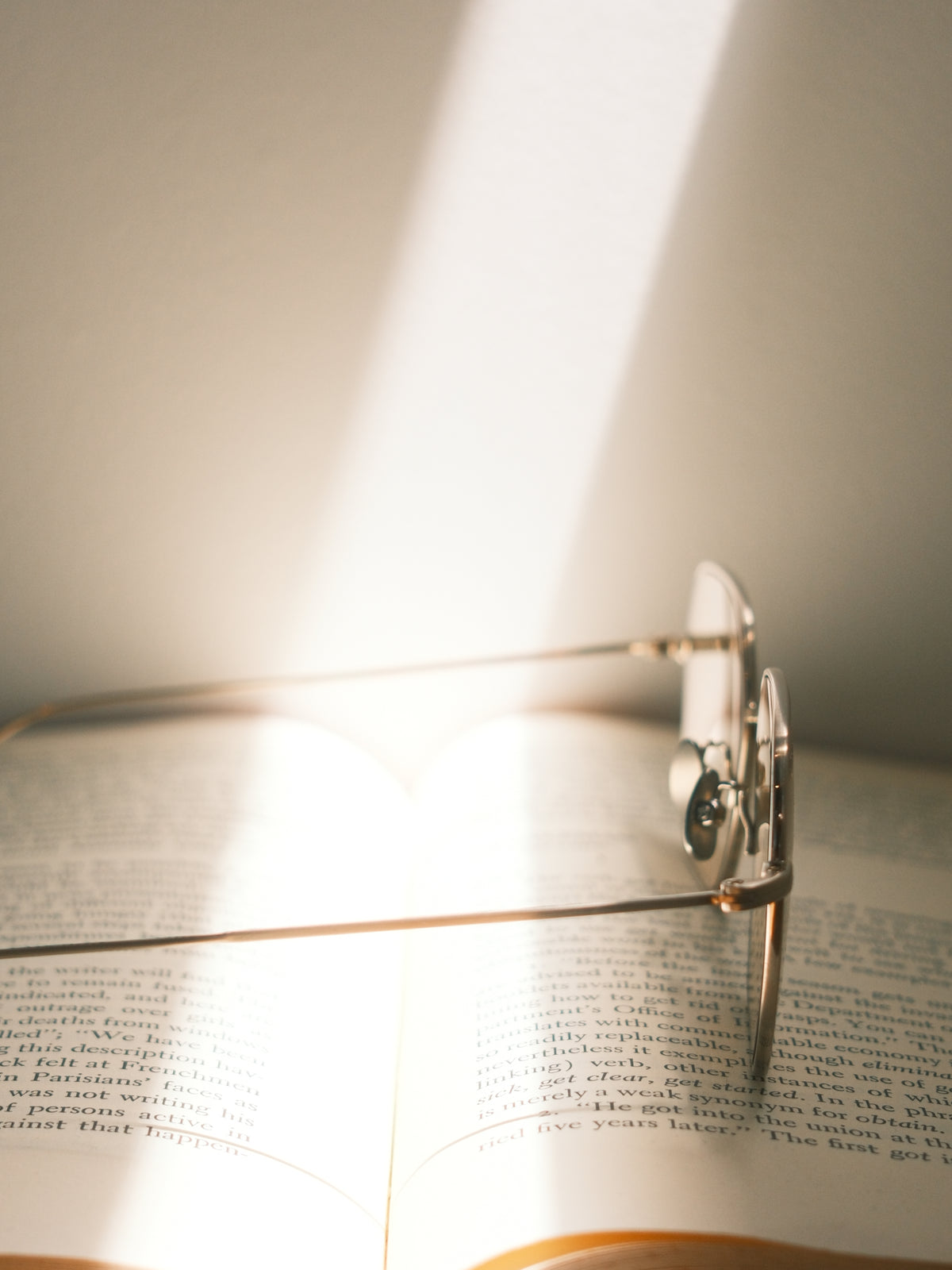 corner : Brautigan / Gold