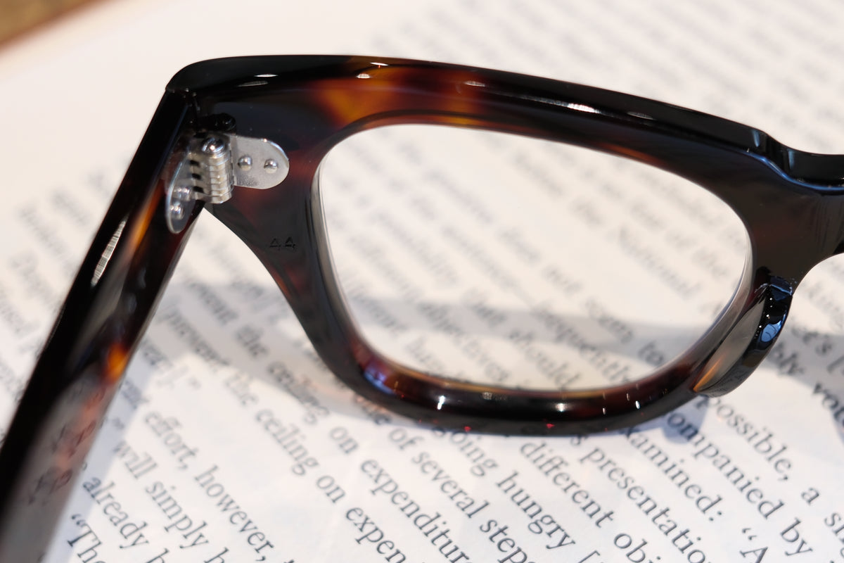 corner : Pre W.F / Tortoise