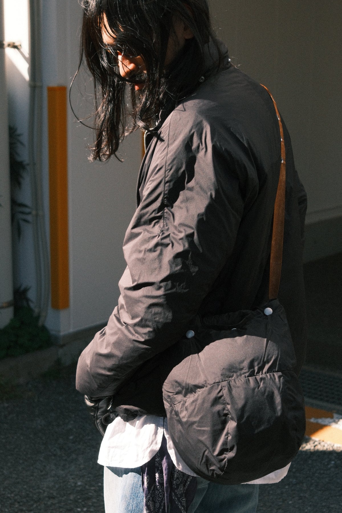 BED j.w. FORD : Over Hood / Black