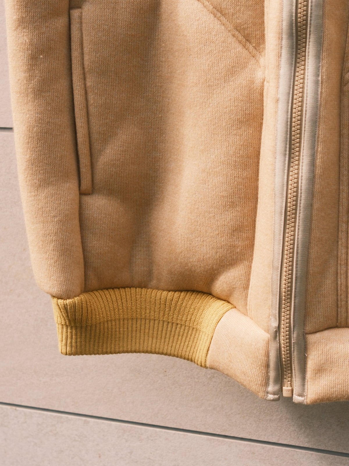 JOHN MASON SMITH / JANE SMITH : POLYESTER BOA FLEECE REVERSIBLE ZIP UP HOODED VEST