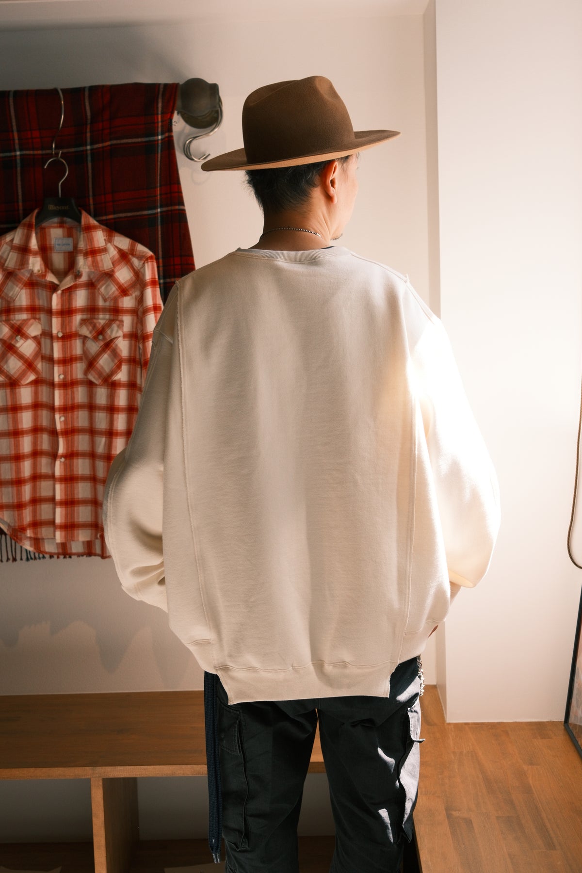 OLDPARK : COLLAB CREW SWEAT (x Healthknit) / WHITE