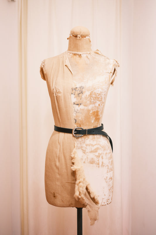 The Letters : DOUBLE SIDED HORSESHOE LONG BELT -COW HIDE- / BLACK