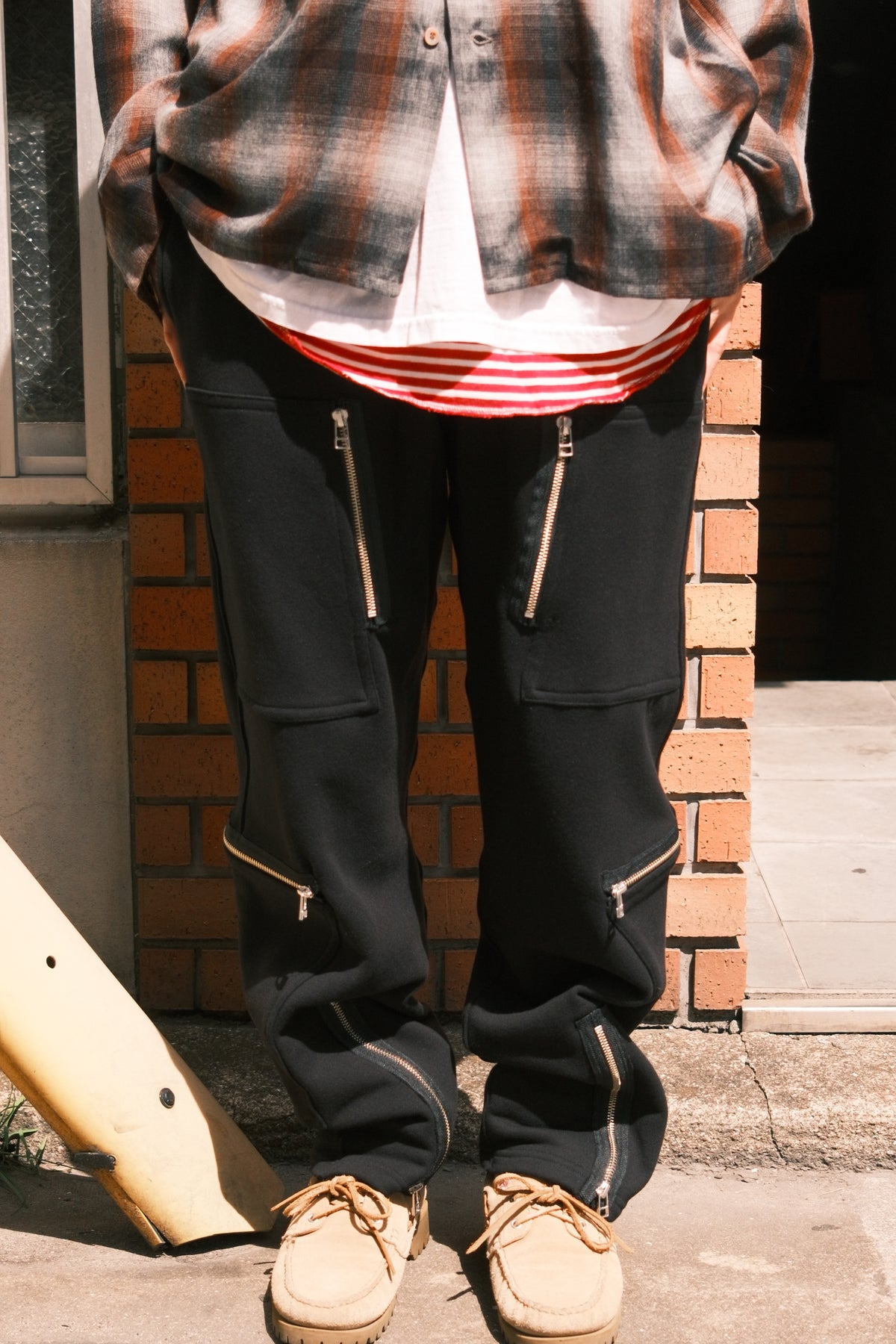 OLDPARK : PARACHUTE SWEAT PANTS (BLACK)