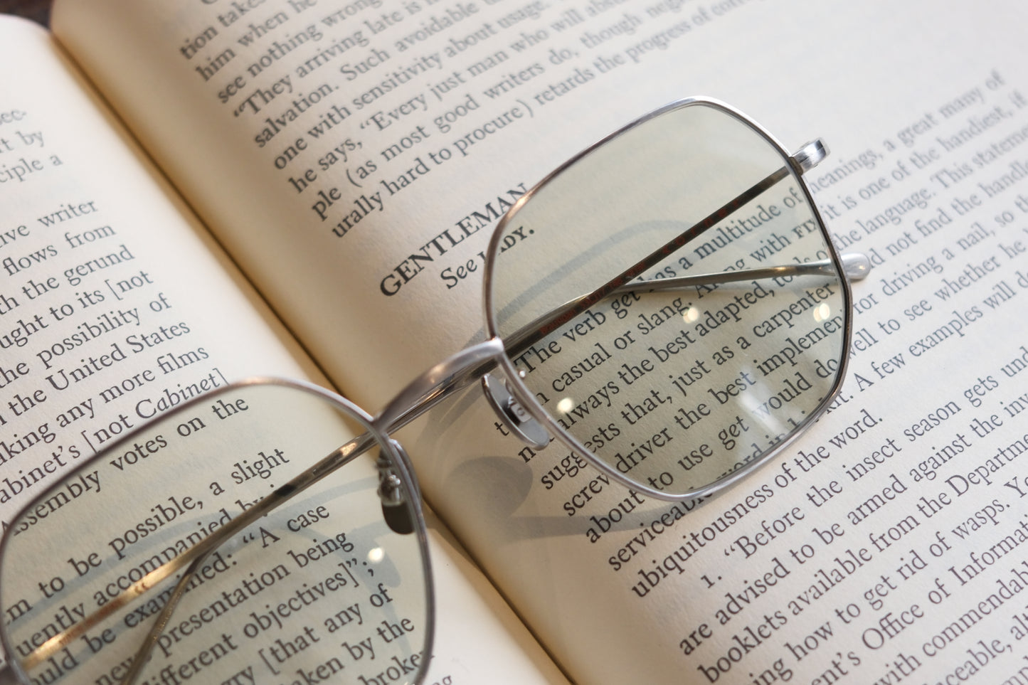 corner : Brautigan / Mat silver