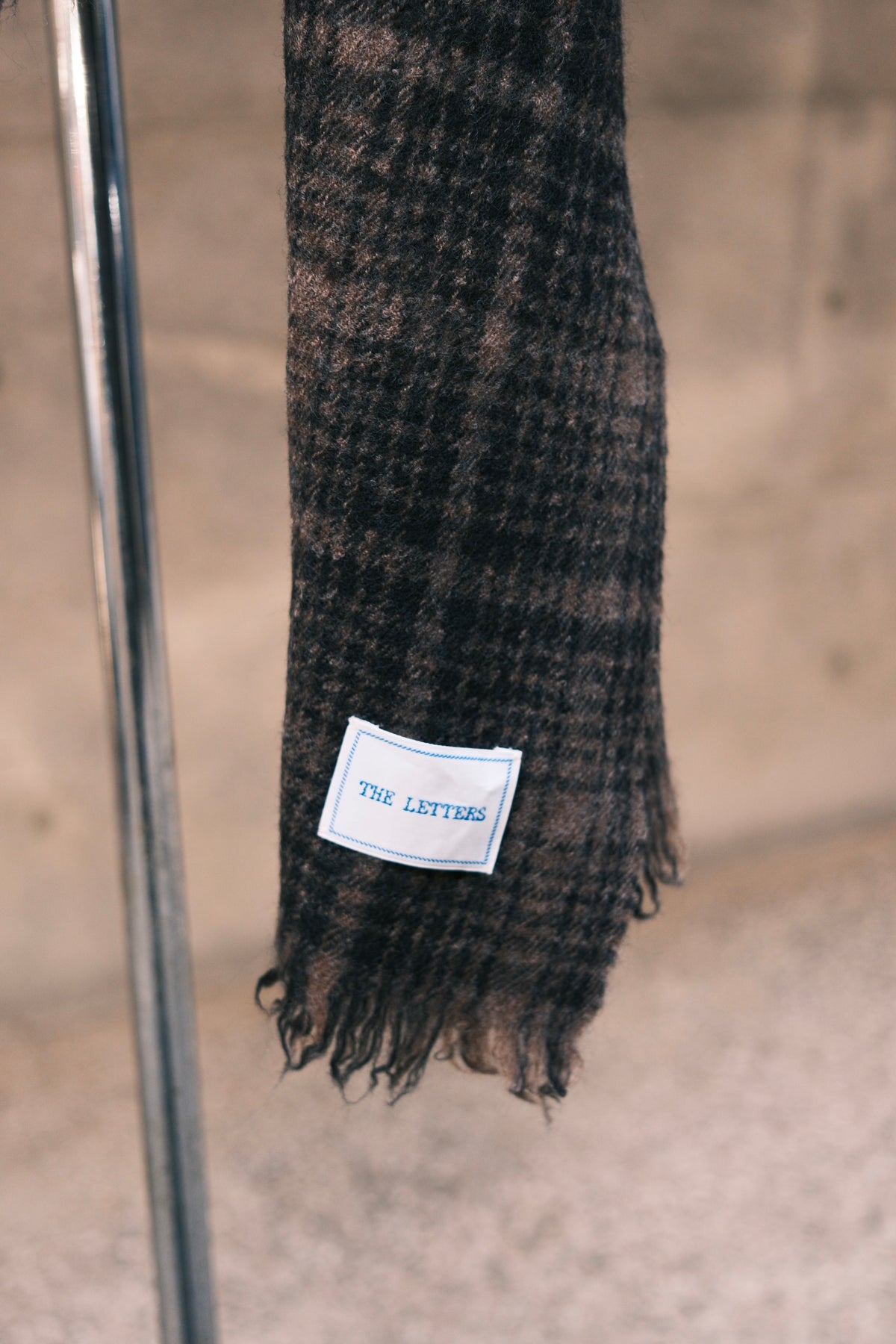 The Letters : FRINGE STOLE -SCHONHERR CHECK WOOL-
