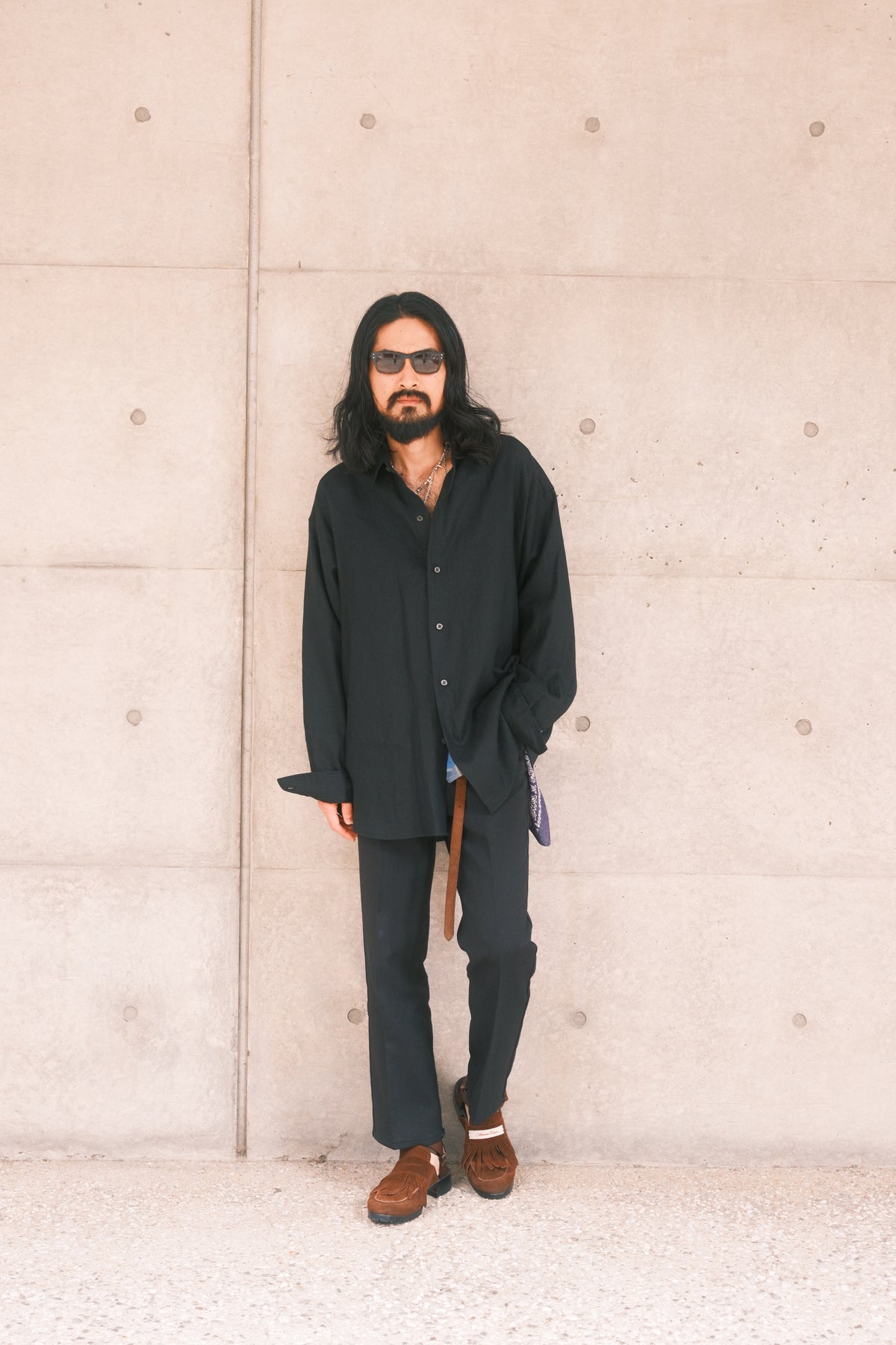 JUHA：EX.SURFACE DYED LINEN SHIRT / BLACK
