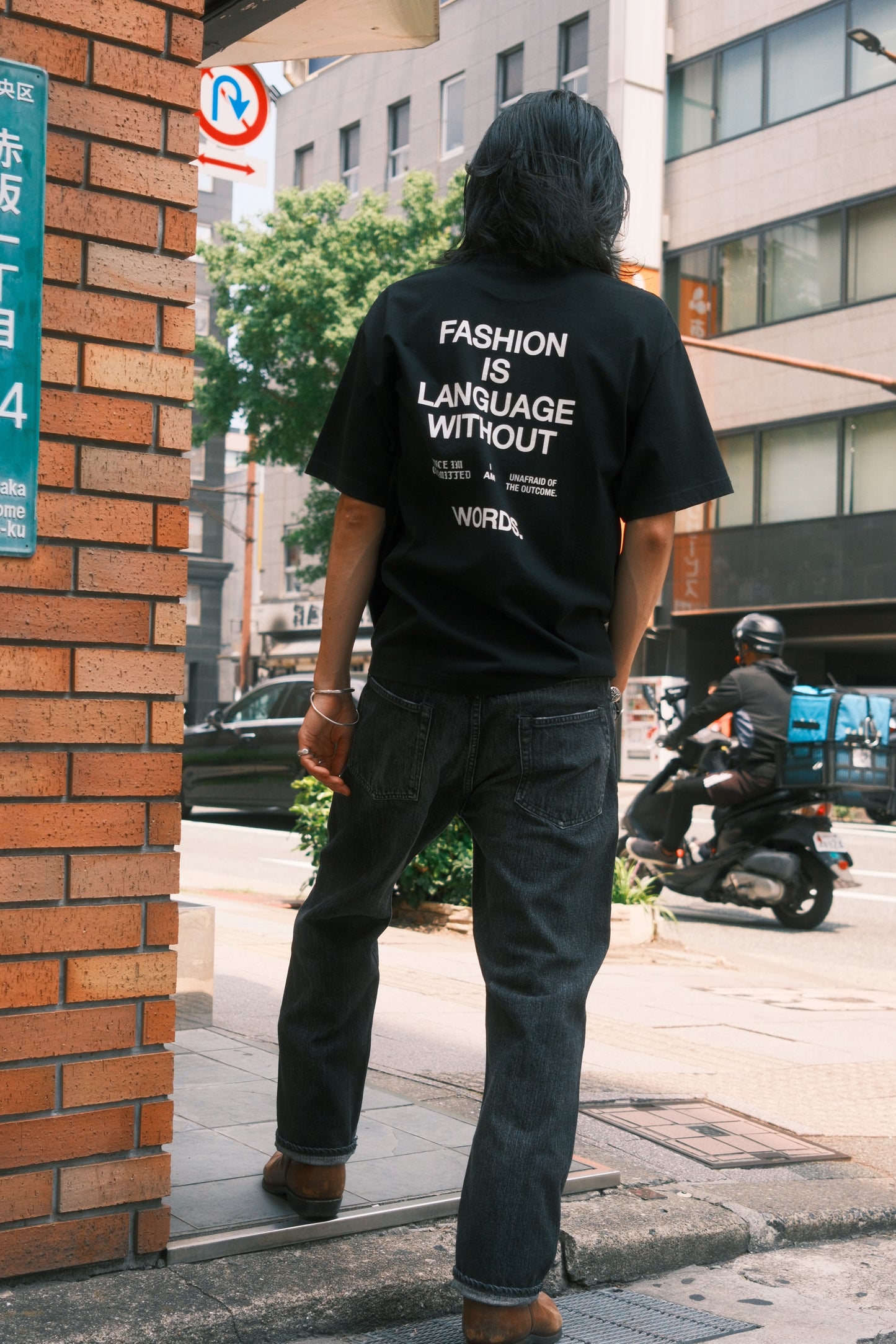 MINEDENIM : FASHION IS LANGUAGE Crewneck Pocket Tee / BLACK