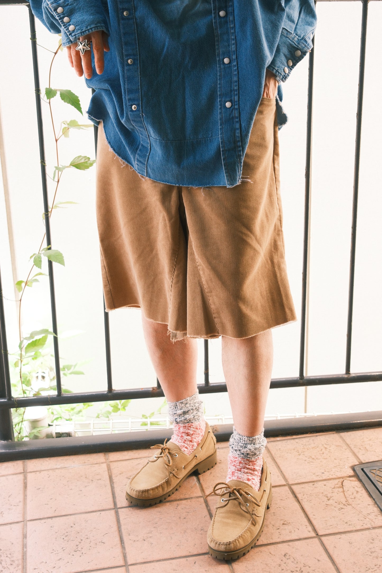 OLDPARK:BAGGY SHORTS (CORDUROY、Mサイズ)