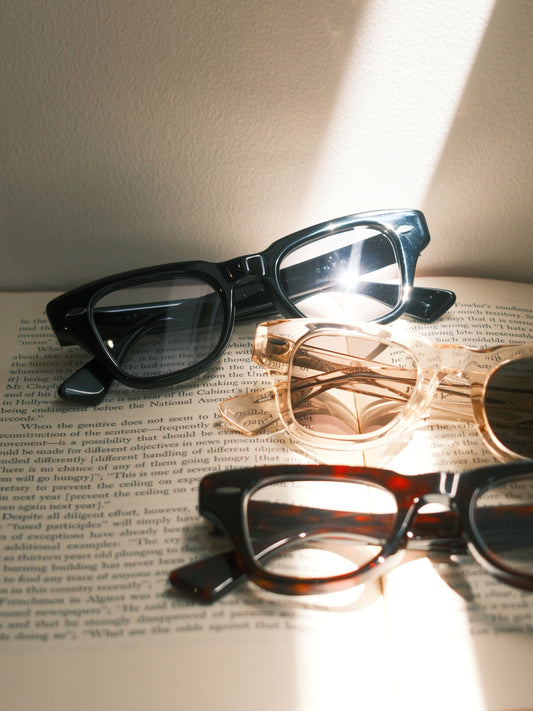 corner : Pre W.F / Record Black