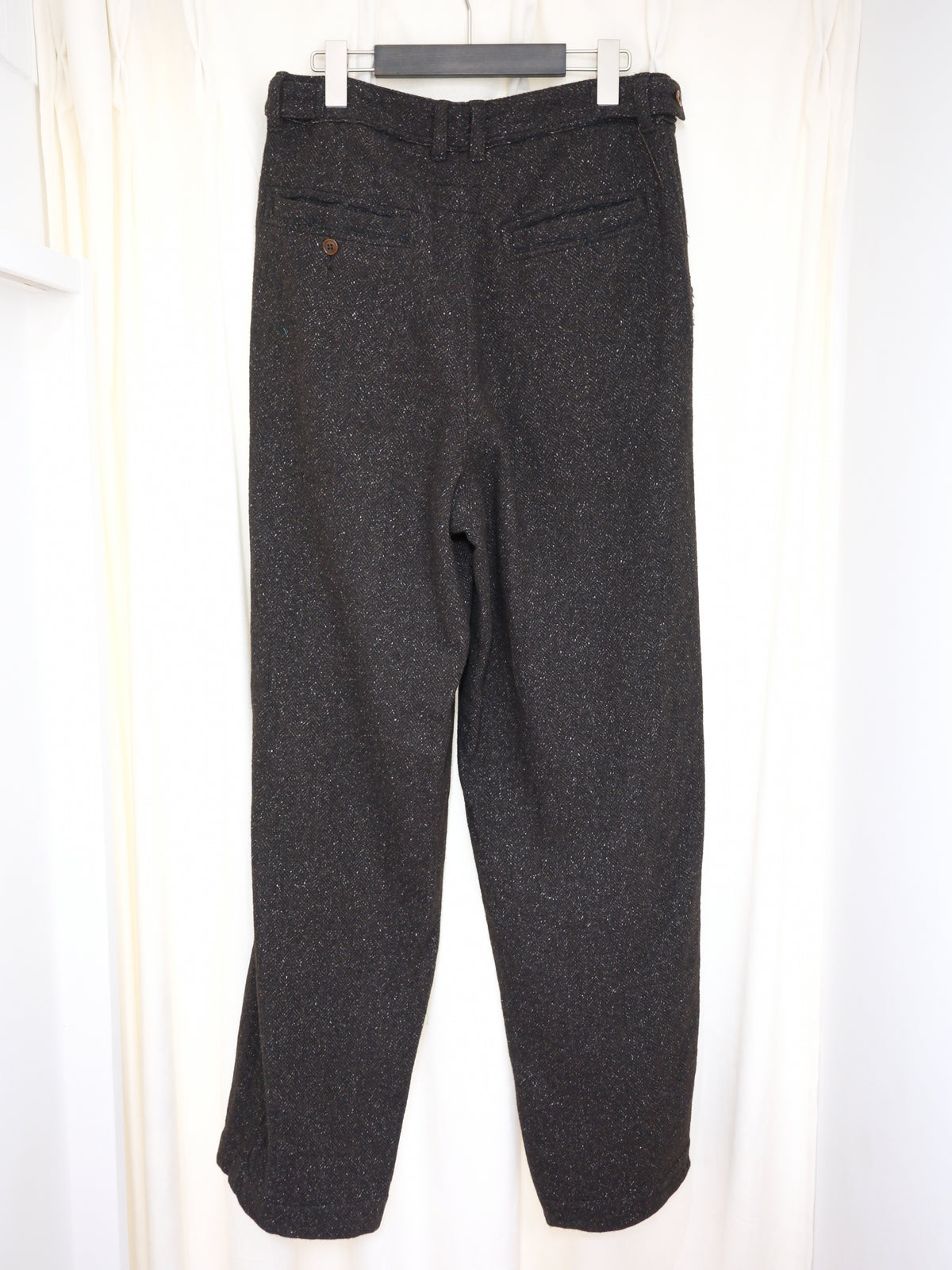 JOHN MASON SMITH / JANE SMITH : GARMENT WASHED SILKNEP TWEED TWO TUCK PANTS