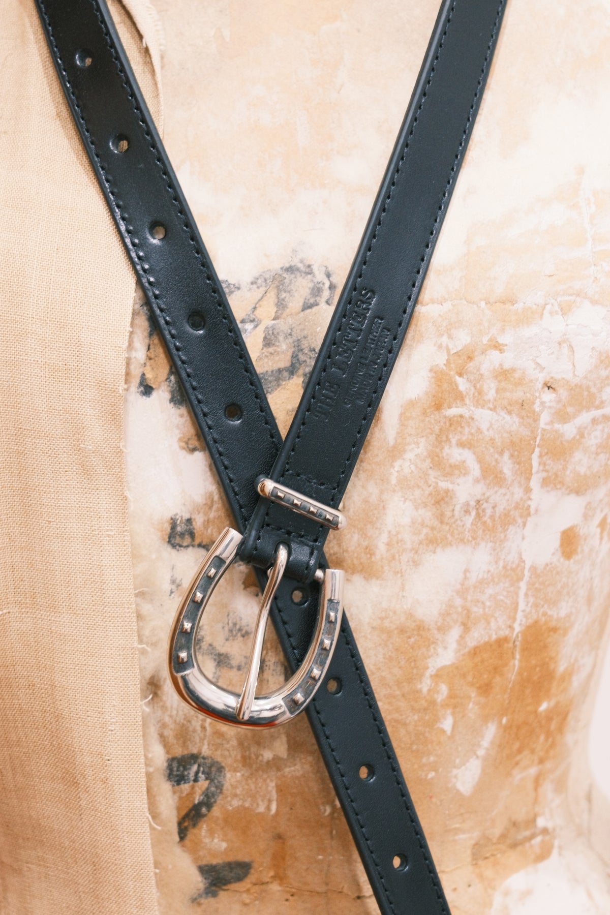 The Letters : DOUBLE SIDED HORSESHOE LONG BELT -COW HIDE- / BLACK