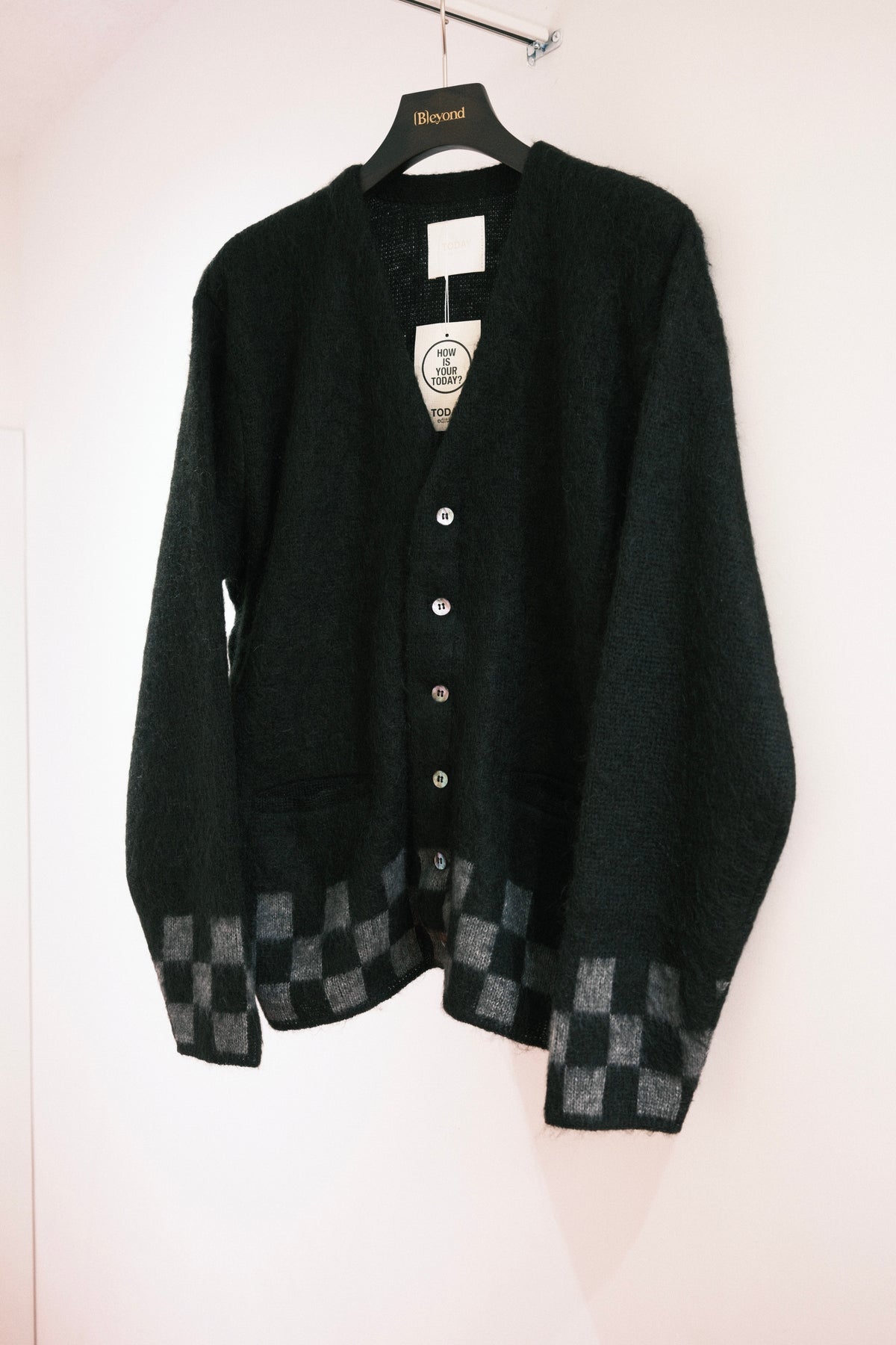 TODAY edition : CHECKER MOHAIR CARDIGAN / BLACK