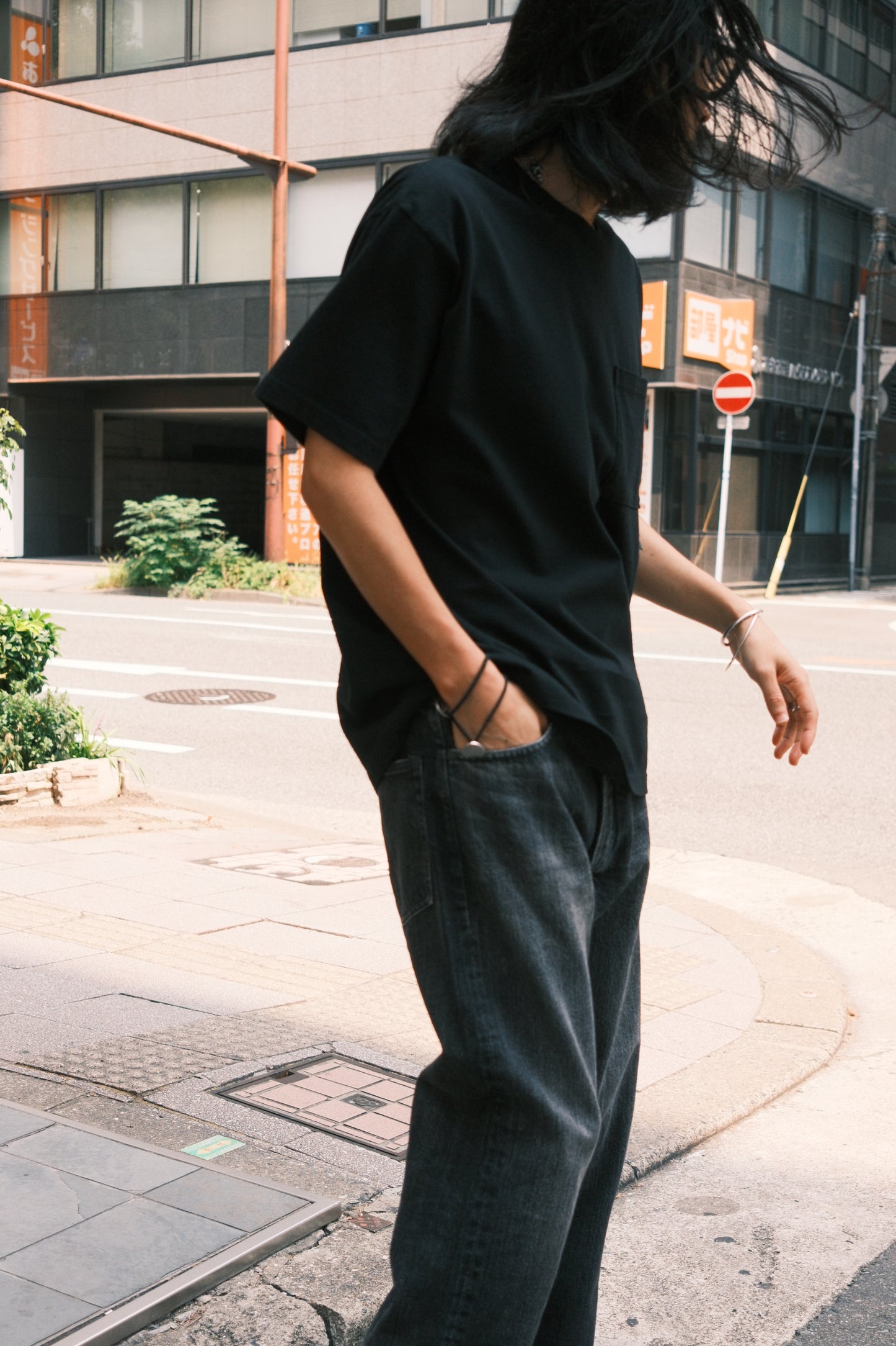 MINEDENIM : FASHION IS LANGUAGE Crewneck Pocket Tee / BLACK