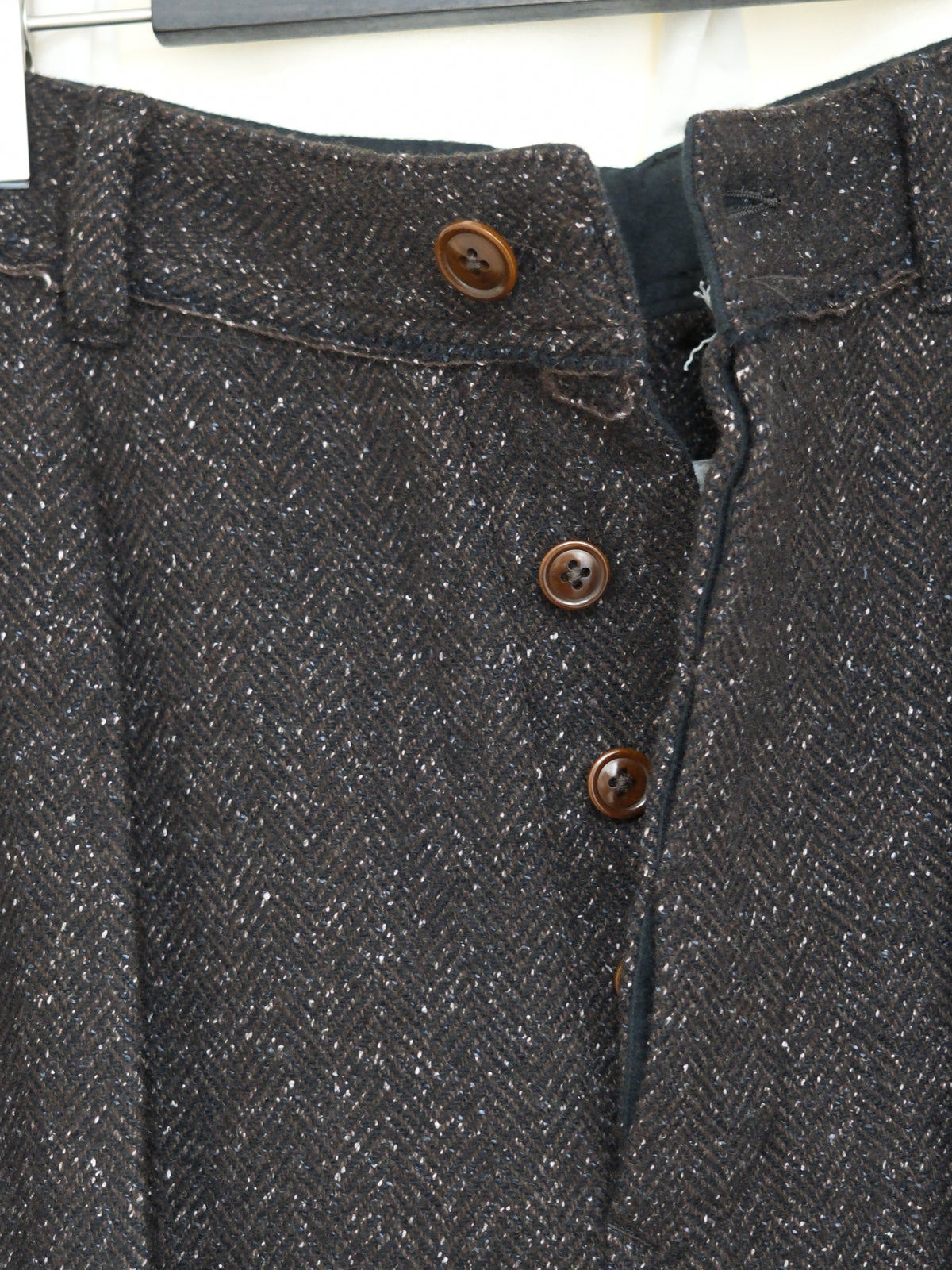 JOHN MASON SMITH / JANE SMITH : GARMENT WASHED SILKNEP TWEED TWO TUCK PANTS