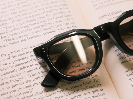 corner : French Arnel / Record Black