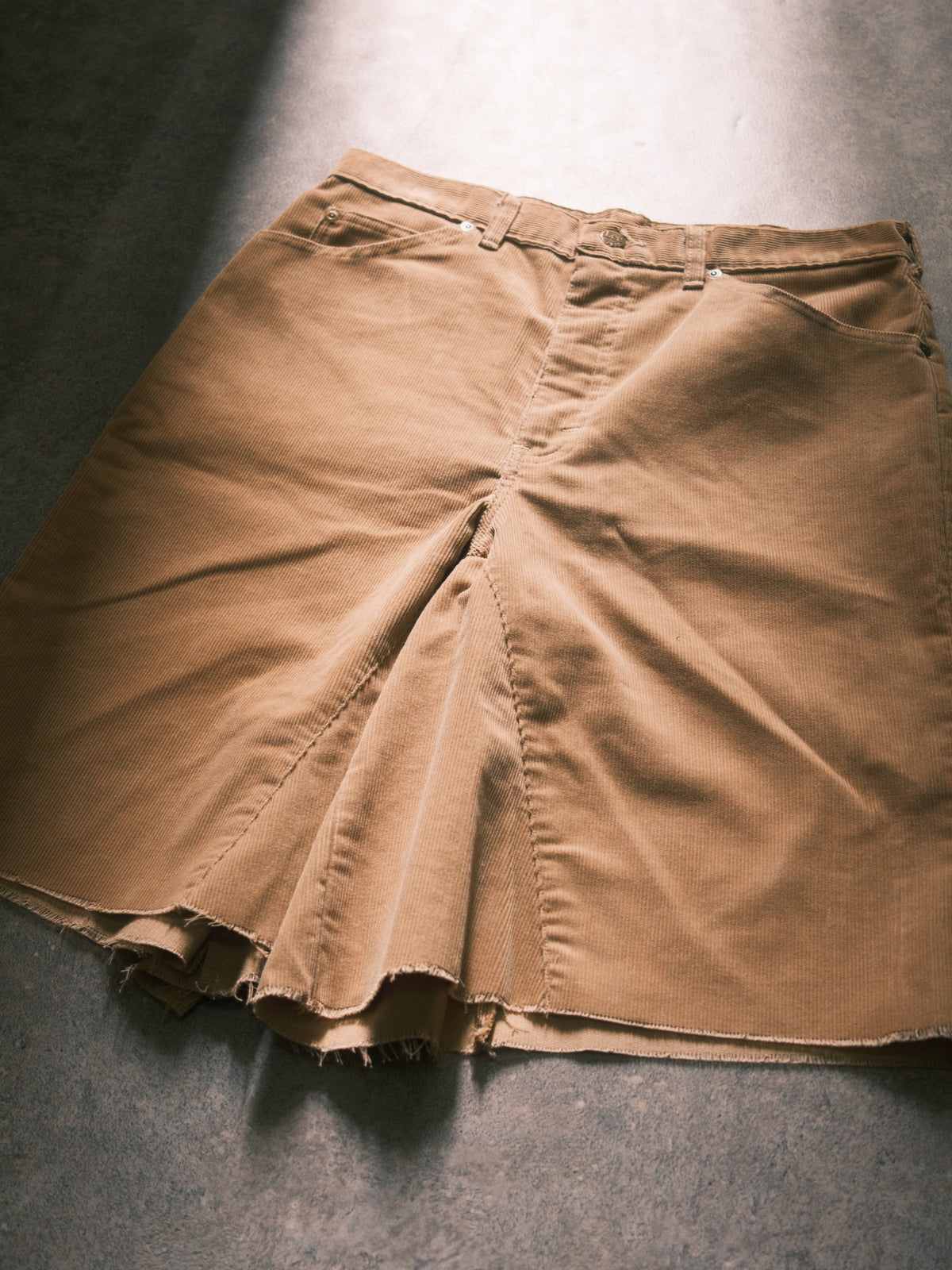 OLDPARK:BAGGY SHORTS (CORDUROY、Mサイズ)