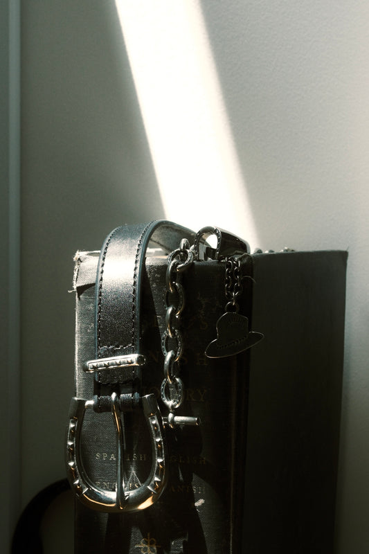 The Letters : DOUBLE SIDED HORSESHOE LONG BELT -COW HIDE- / BLACK