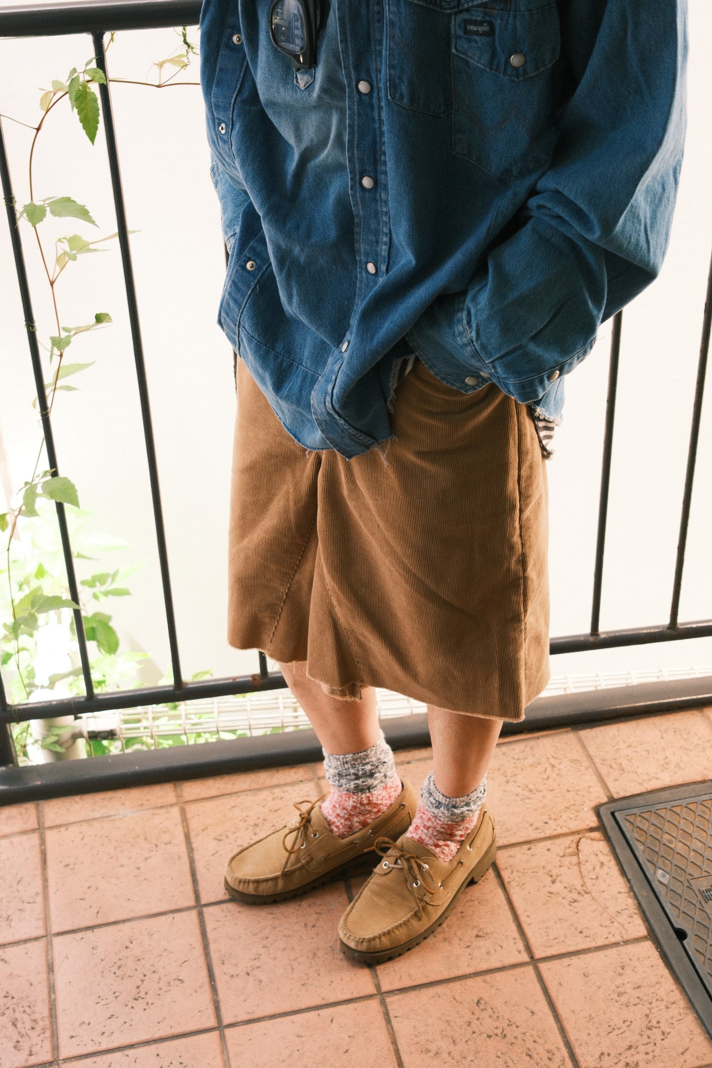 OLDPARK:BAGGY SHORTS (CORDUROY、Mサイズ)