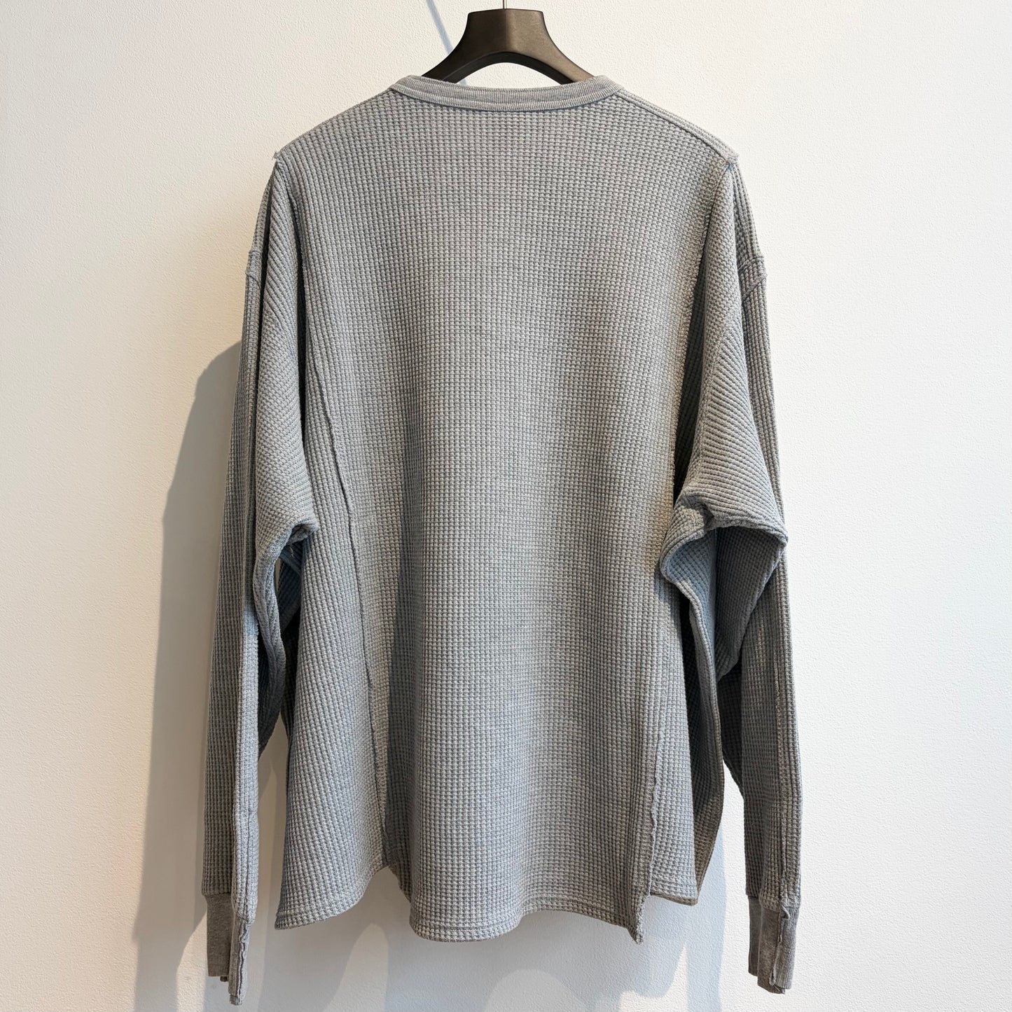 OLDPARK : WAFFLE HENLEY L/S (x Healthknit) / GRAY