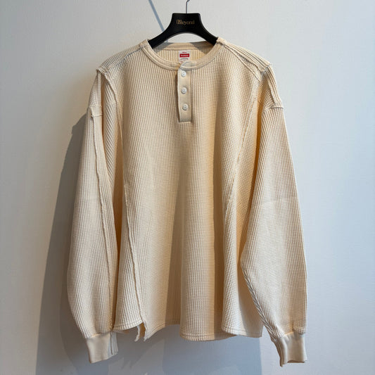 OLDPARK : WAFFLE HENLEY L/S (x Healthknit) / WHITE