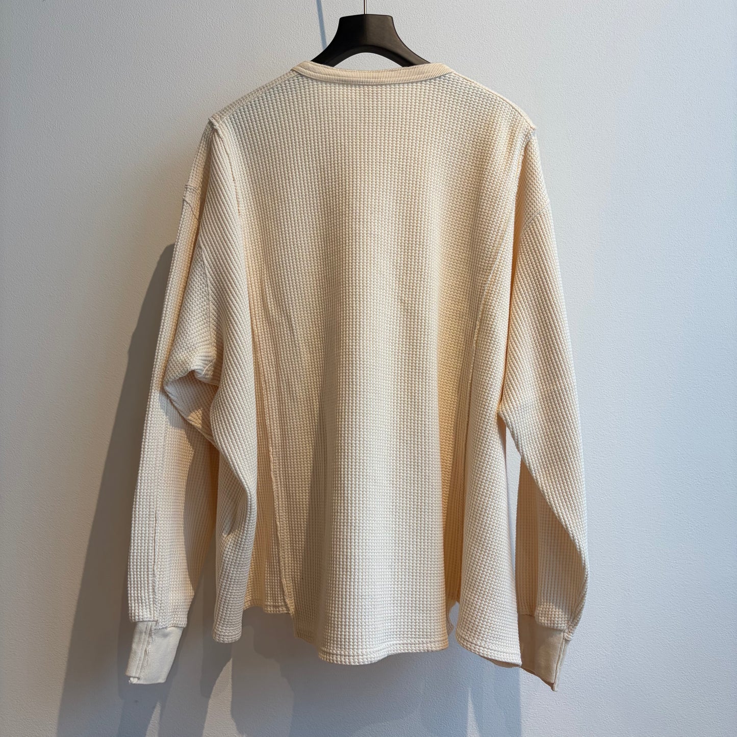 OLDPARK : WAFFLE HENLEY L/S (x Healthknit) / WHITE